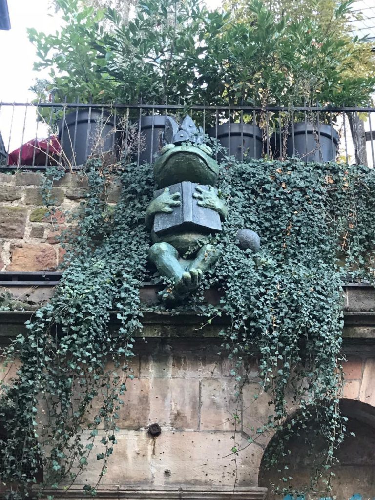 Marburg: A Cidade Universitária dos Irmãos Grimm que Inspirou João e Maria