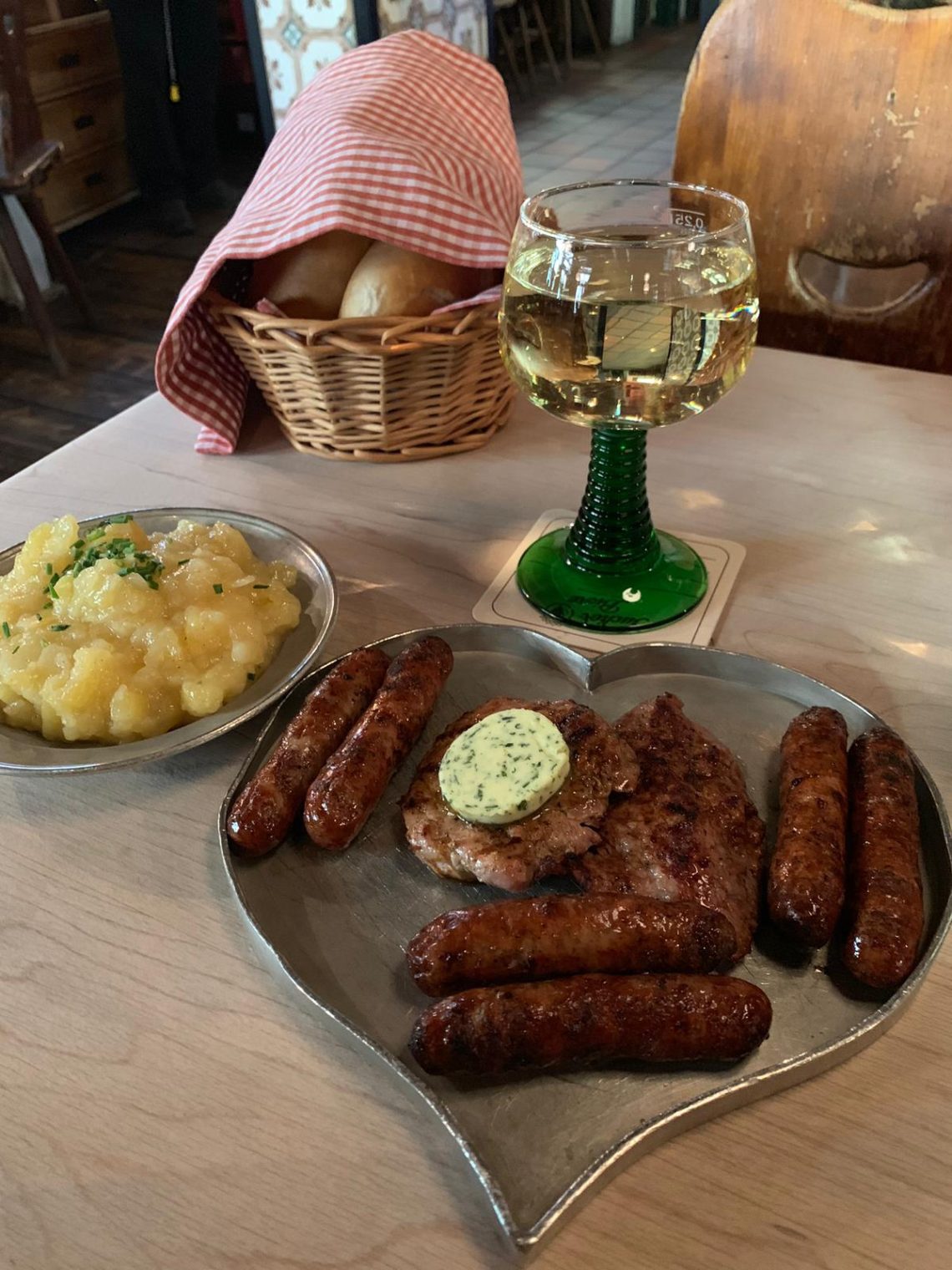 Nuremberg: História Imperial e a Magia dos Brinquedos com Guia Brasileiro
