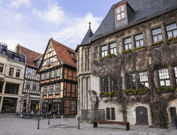 Quedlinburg: O Berço da Alemanha, o Poder das Mulheres e as Casas de Enxaimel - Alina Rossoshanska no Pexels